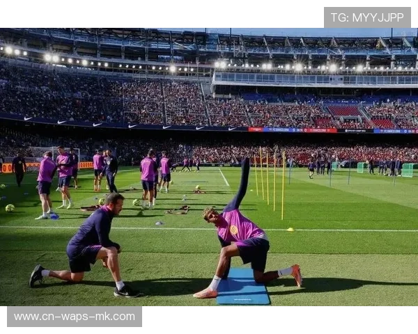 巴萨双子星灵动连线，诺坎普为其送上震耳掌声