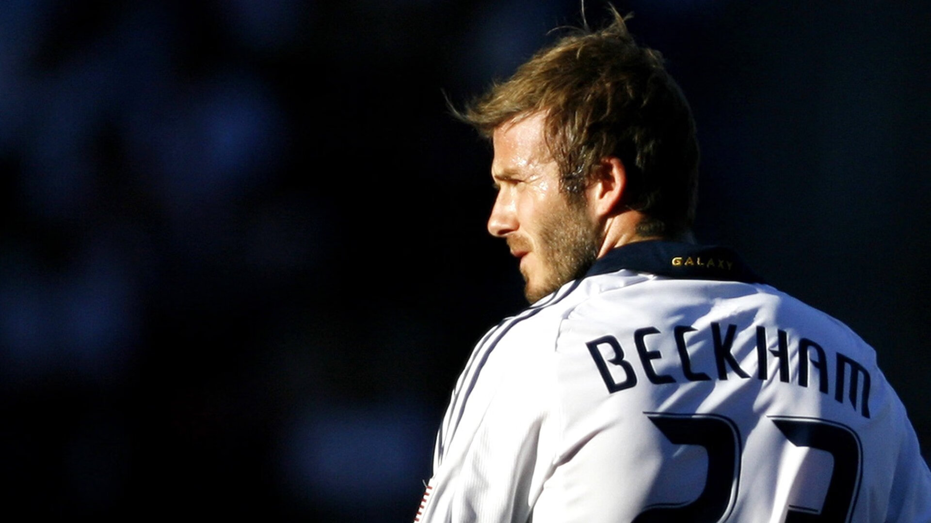 新生代球迷成长为主力观众改变内容生态,新生代足球解说